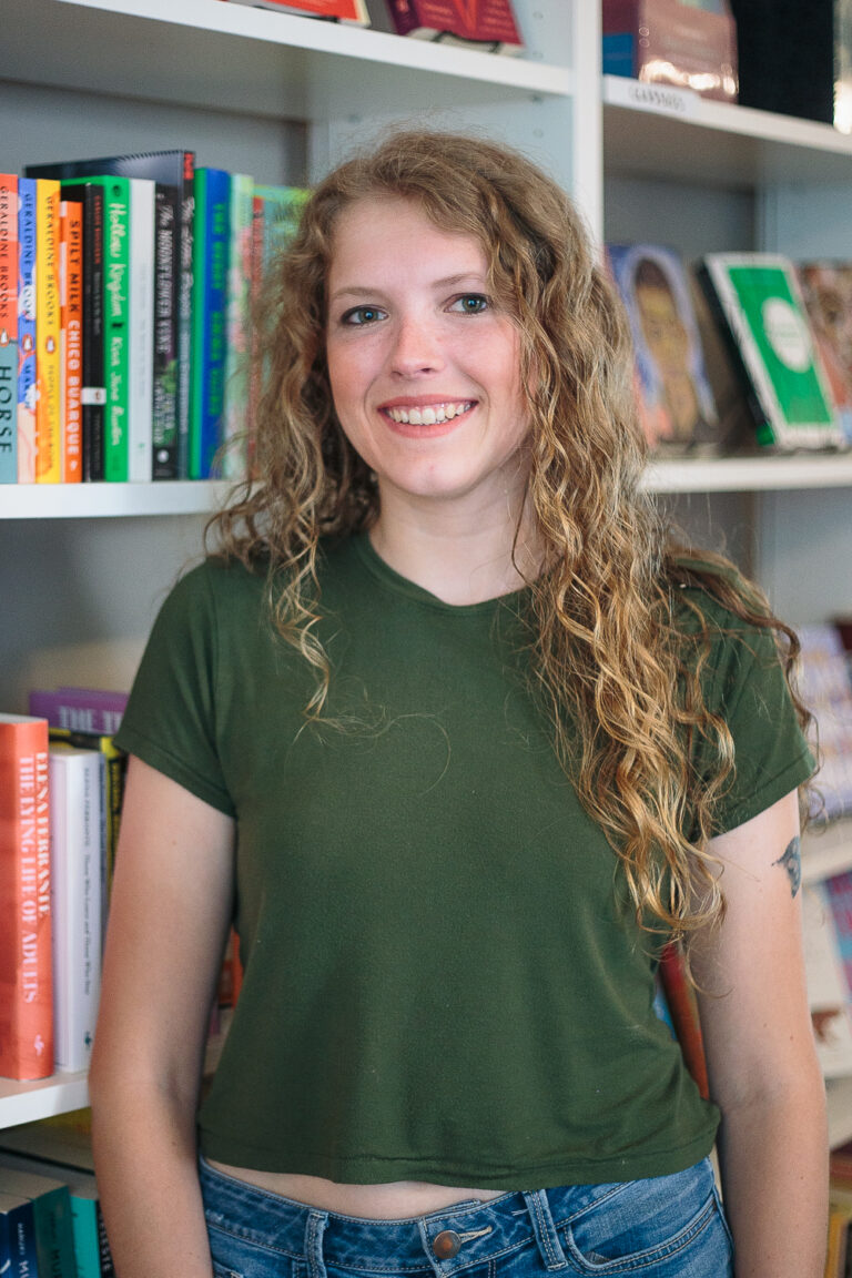 Headshot of Elaina Vanderflught
